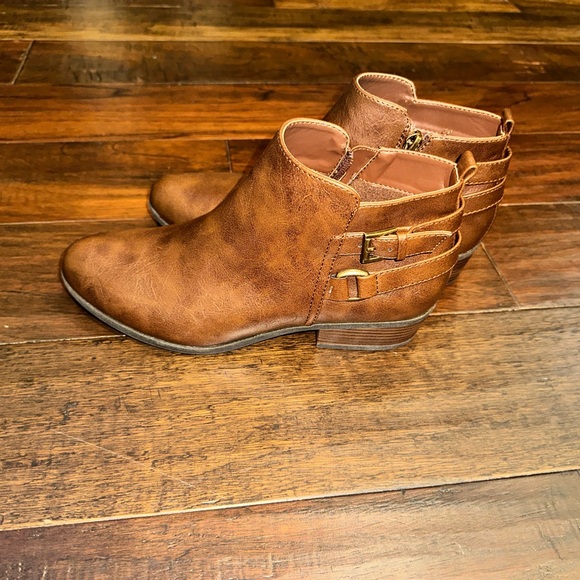 Lauren Blackwell ankle boots - Picture 2 of 5